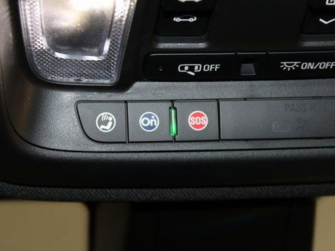 Certified 2023 Cadillac XT5 Premium Luxury w/ LPO, Floor Liner Package AWD/4WD image 32