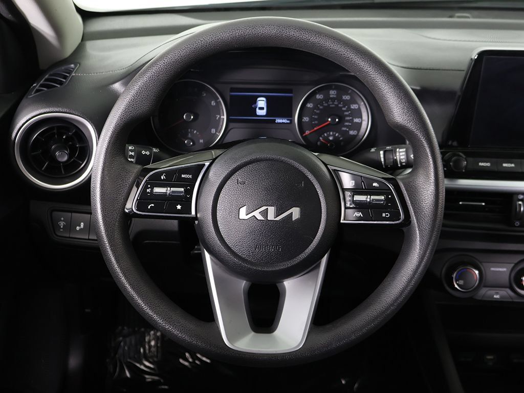 Used 2022 Kia Forte LXS w/ LXS Technology Package FWD image 35