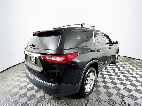 Used 2020 Chevrolet Traverse LT image 7