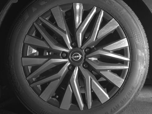 Used 2025 Nissan Altima 2.5 SV image 14