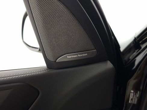 Used 2026 BMW X5 xDrive40i w/ Premium Package image 11