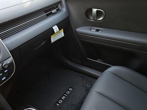 New 2026 Hyundai Ioniq 5 SEL image 28