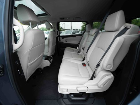 Used 2025 Honda Odyssey EX-L image 23