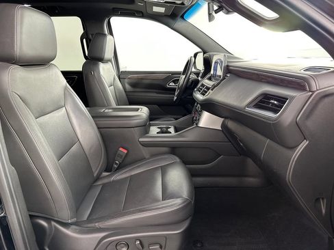 Used 2021 Chevrolet Tahoe Z71 w/ Z71 Signature Package AWD/4WD image 21