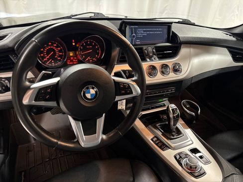Used 2015 BMW Z4 sDrive28i RWD image 4