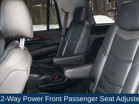 Used 2019 Cadillac Escalade Premium Luxury image 12