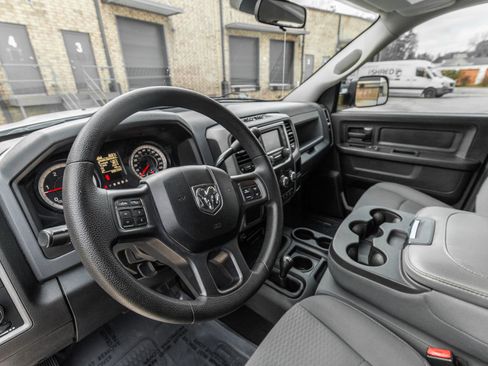 Used 2017 RAM 2500 Tradesman w/ Chrome Appearance Group image 18