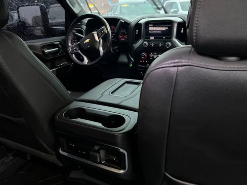 Used 2022 Chevrolet Silverado 3500 LTZ w/ LTZ Convenience Package image 28