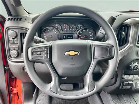 New 2025 Chevrolet Silverado 1500 Custom image 9