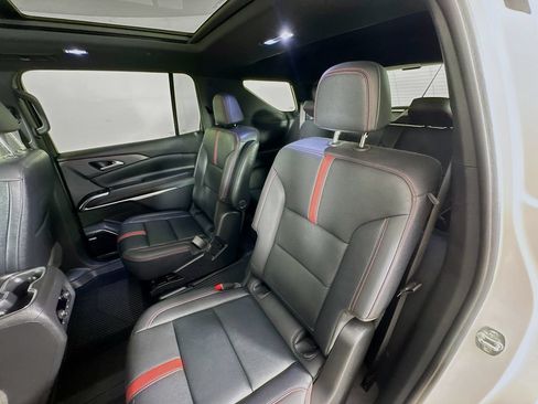 Used 2024 Chevrolet Traverse RS w/ LPO, Floor Liner Package AWD/4WD image 23