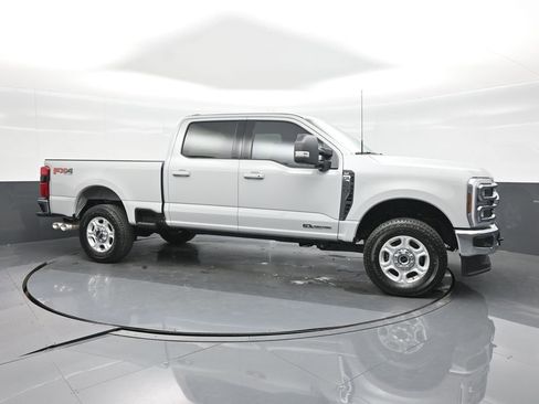 New 2026 Ford F250 XLT image 10