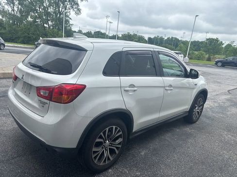 Used 2017 Mitsubishi Outlander Sport SE AWD/4WD image 4