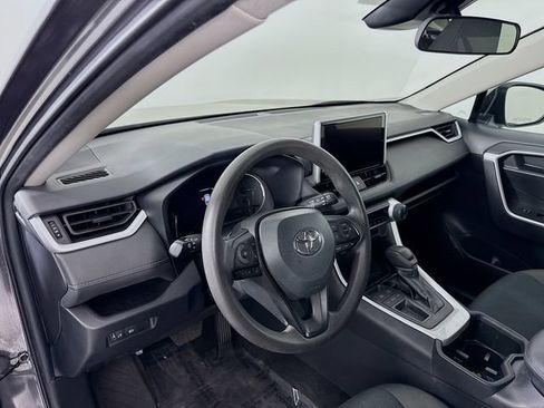 Certified 2023 Toyota RAV4 LE FWD image 10