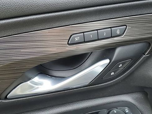 Used 2021 GMC Terrain SLT w/ LPO, Floor Liner Package FWD image 24