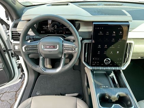 New 2026 GMC Acadia Elevation w/ Elevation Premium Package FWD image 19