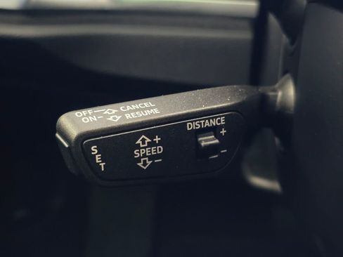 Certified 2025 Audi Q3 2.0T Premium w/ Convenience Package image 45