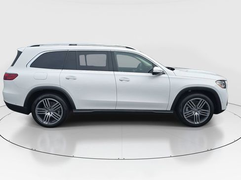 Certified 2024 Mercedes-Benz GLS 450 4MATIC image 4