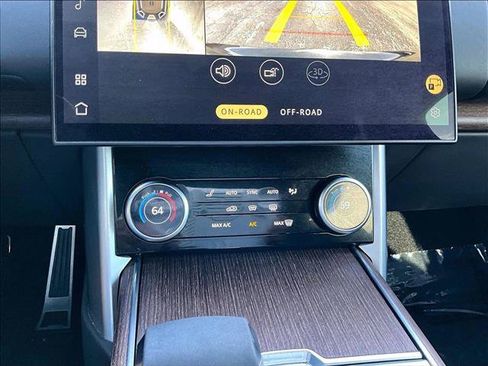 Used 2023 Land Rover Range Rover SE AWD/4WD image 24