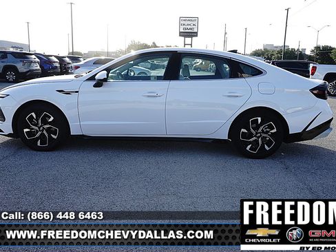 Used 2025 Hyundai Sonata SEL FWD image 4