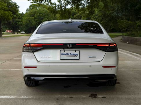 Used 2024 Honda Accord EX-L image 8