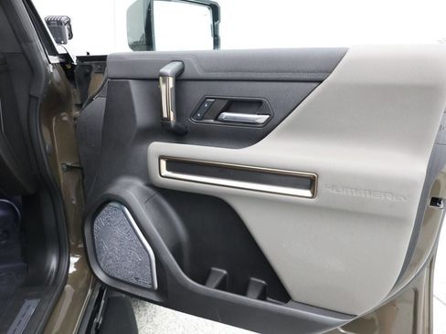 Used 2025 GMC Hummer EV 3X w/ LPO, Illumination Package AWD/4WD image 24