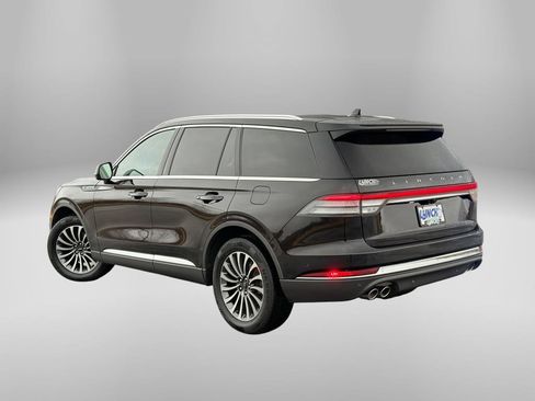 Used 2024 Lincoln Aviator Reserve image 2