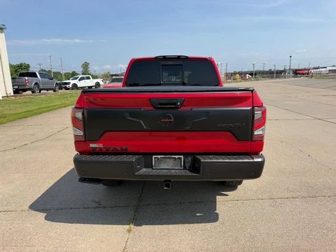 Used 2021 Nissan Titan PRO-4X w/ Pro-4x Convenience Package AWD/4WD image 4