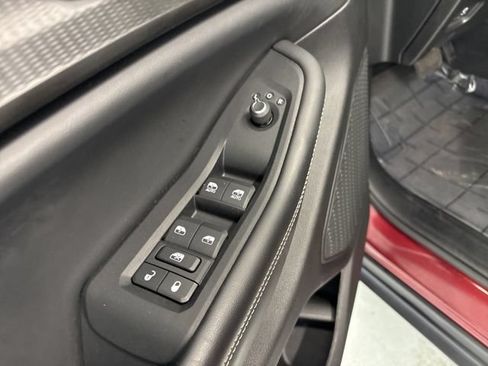 Used 2023 Jeep Grand Cherokee Altitude AWD/4WD image 20