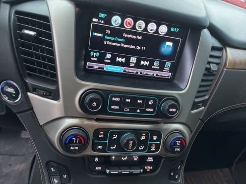 Used 2019 GMC Yukon XL Denali w/ Open Road Package image 16