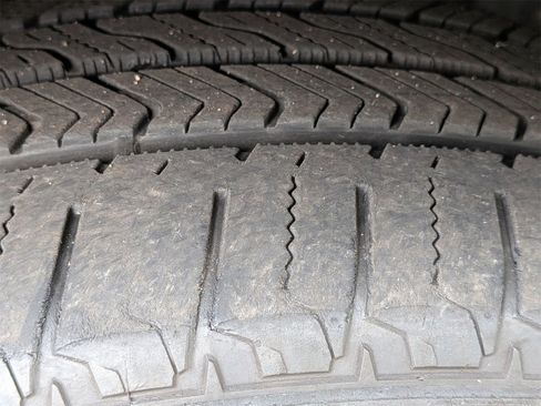 Used 2022 BMW X7 xDrive40i w/ Premium Package image 11