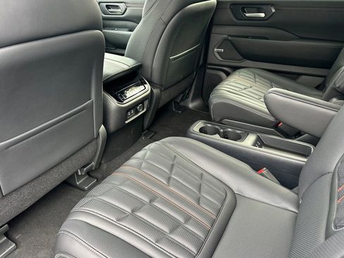 New 2026 Nissan Armada PRO-4X w/ Captain's Chari Seat Package image 9