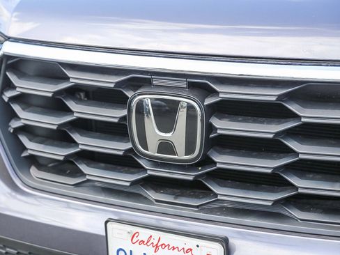 Used 2024 Honda Pilot EX-L image 6