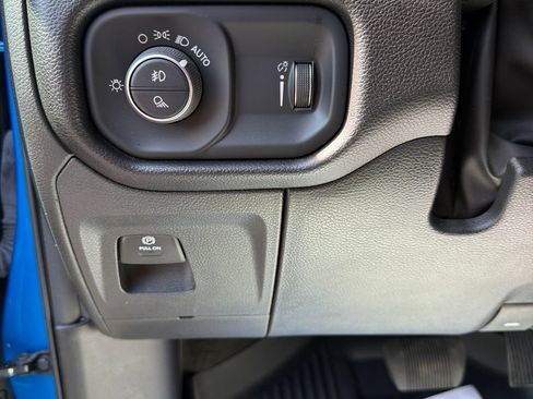 Used 2024 RAM 1500 Big Horn AWD/4WD image 10