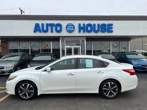 Used 2016 Nissan Altima 2.5 SR FWD image 8