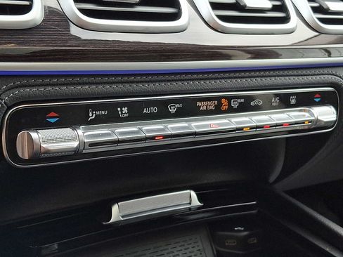 Certified 2024 Mercedes-Benz GLE 450e 4MATIC image 13