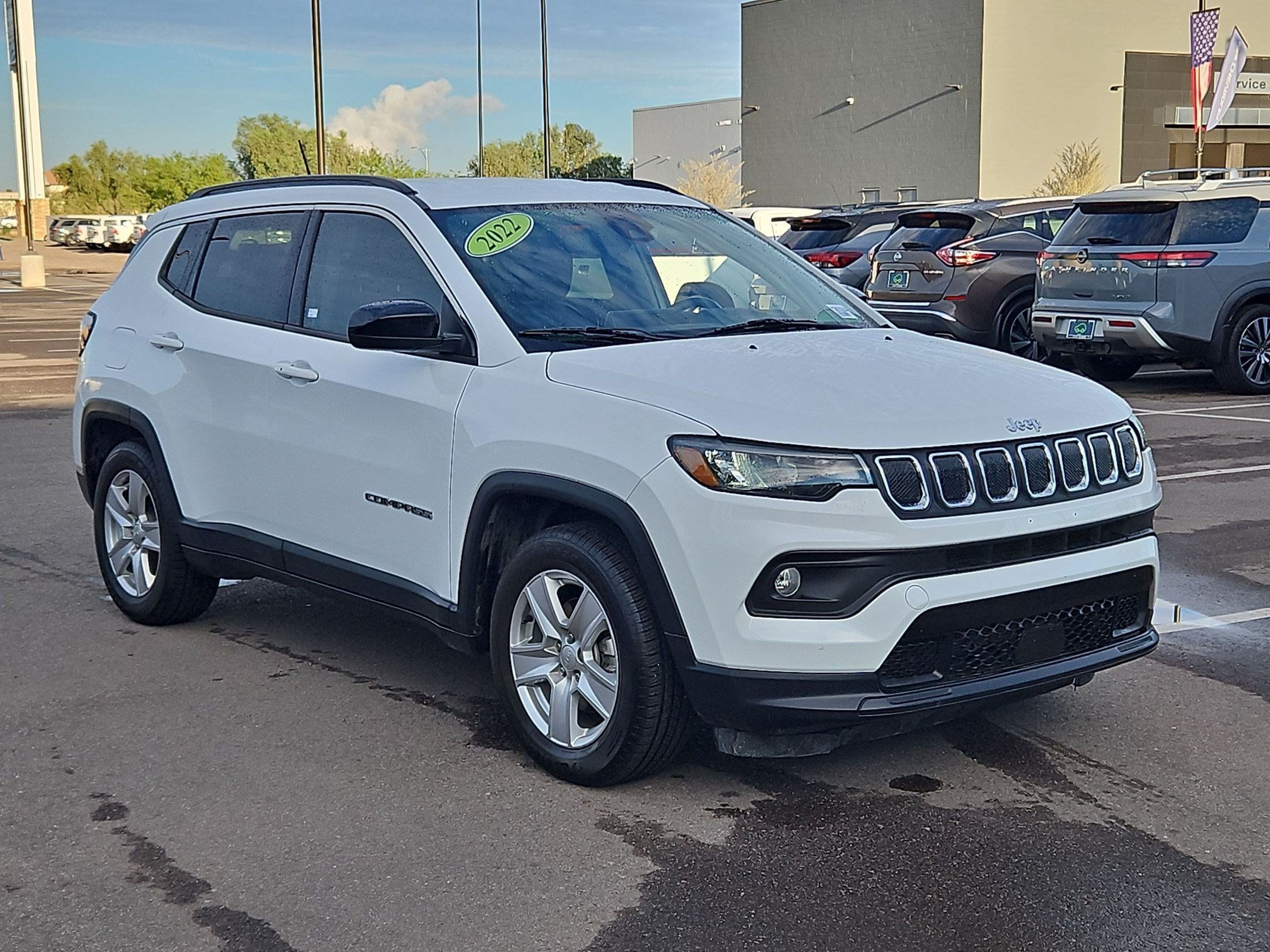 Used 2022 Jeep Compass Latitude FWD image 7