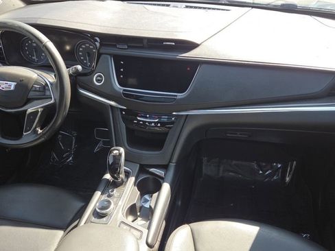 Used 2020 Cadillac XT5 Sportv image 32