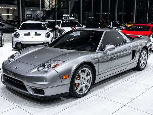 Used 2004 Acura NSX T image 32
