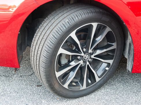 Used 2019 Toyota Corolla SE image 13