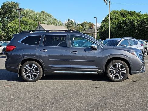 Used 2023 Subaru Ascent Limited w/ Technology Package AWD/4WD image 7