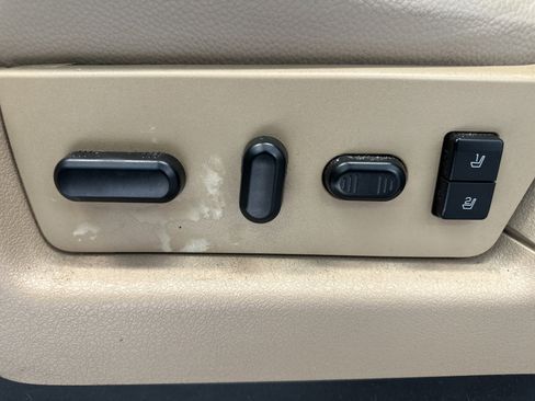 Used 2014 Ford F150 Lariat w/ Equipment Group 501A Mid image 22