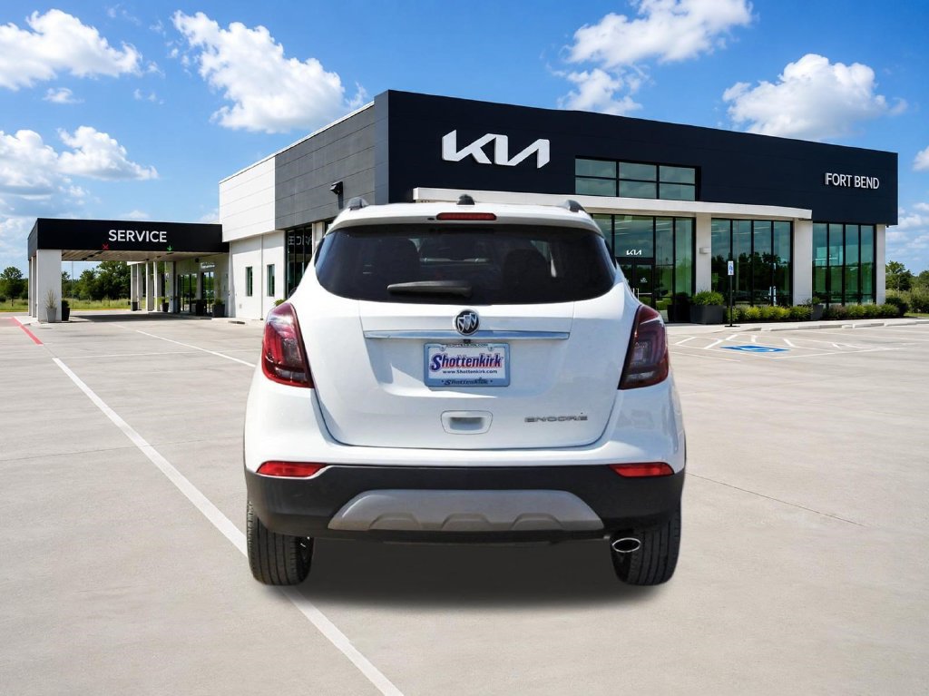 Used 2021 Buick Encore Preferred FWD image 6