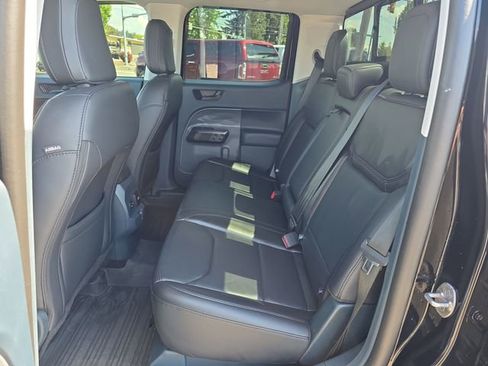 Used 2024 Ford Maverick Lariat w/ Black Appearance Package FWD image 13