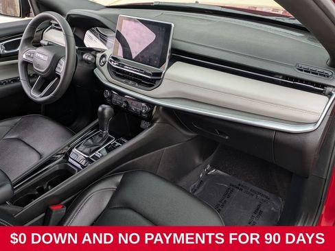Used 2025 Jeep Compass Limited AWD/4WD image 29