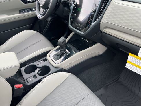 New 2025 Subaru Forester Limited image 16