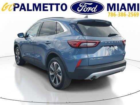 Used 2024 Ford Escape Platinum image 4