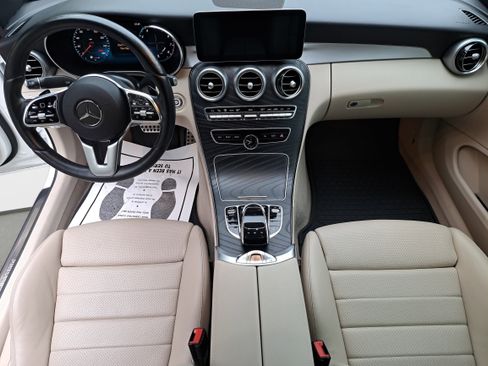 Used 2021 Mercedes-Benz C 300 4MATIC Cabriolet image 9