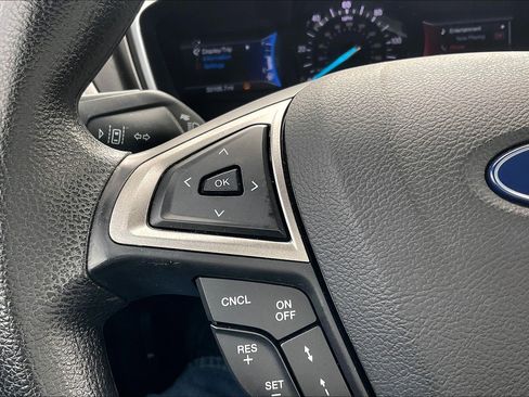 Used 2019 Ford Fusion SE image 22