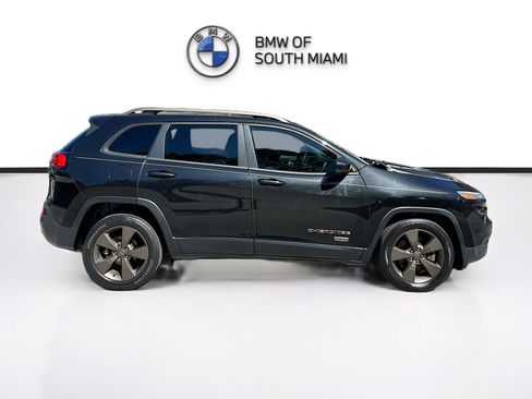 Used 2016 Jeep Cherokee 75th Anniversary image 8