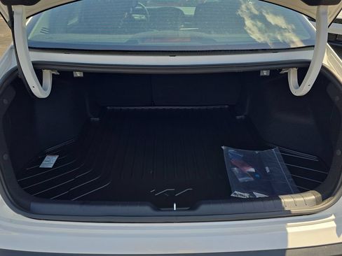 New 2026 Kia K4 FWD image 9